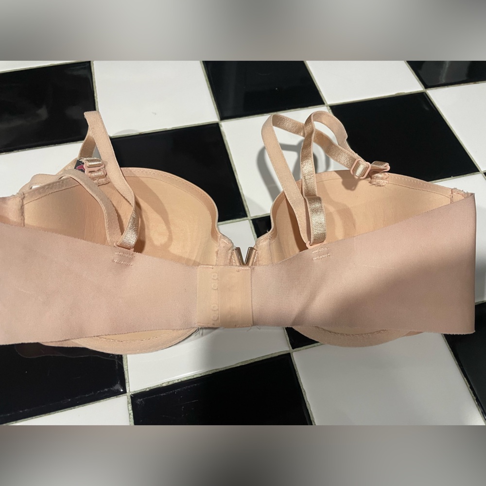 EUC strapless or strap VS Victoria's Secret Beige Bra 34b padded underwire - Picture 4 of 5